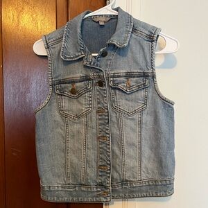 Light wash denim vest